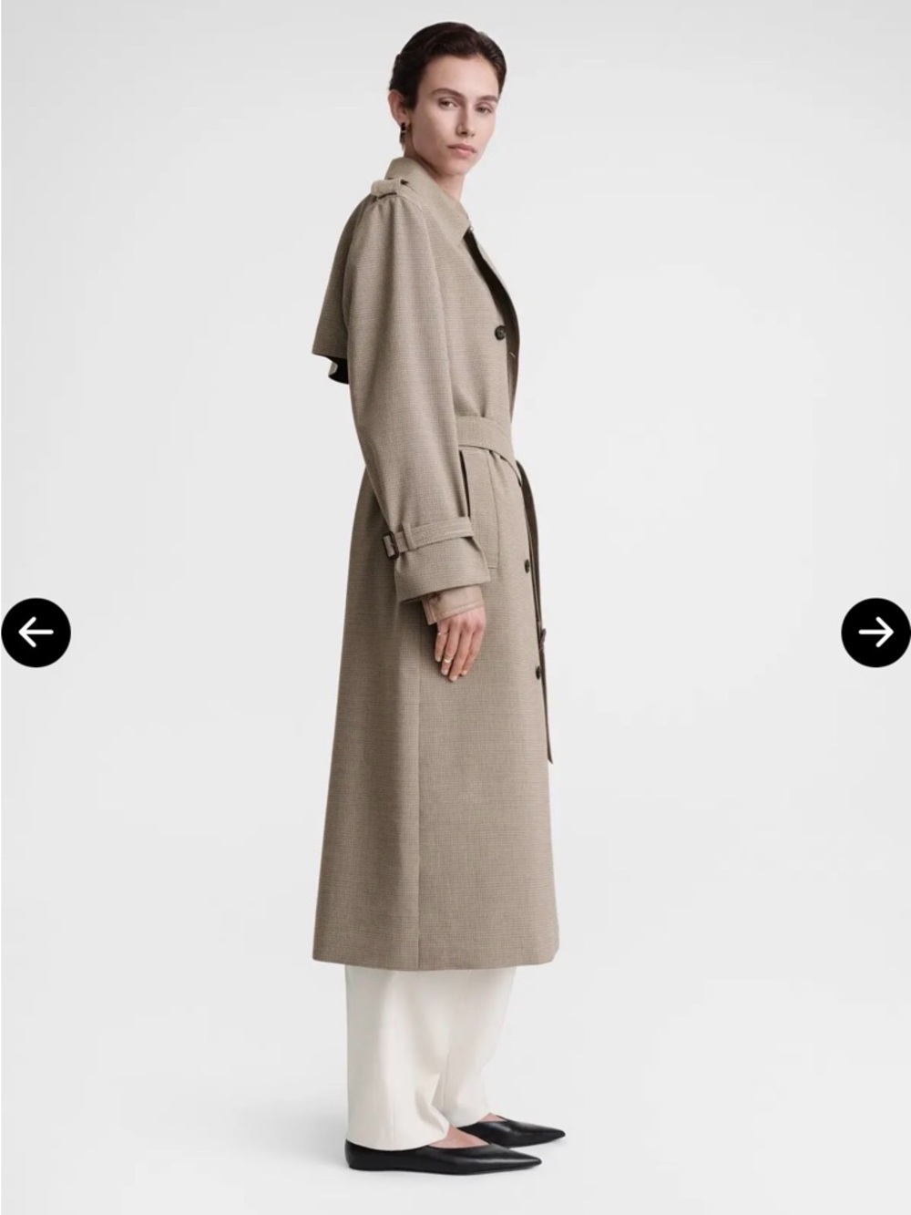 Toteme Double-Breasted Trench Coat in Brown Houndstooth - Picture 4 of 5